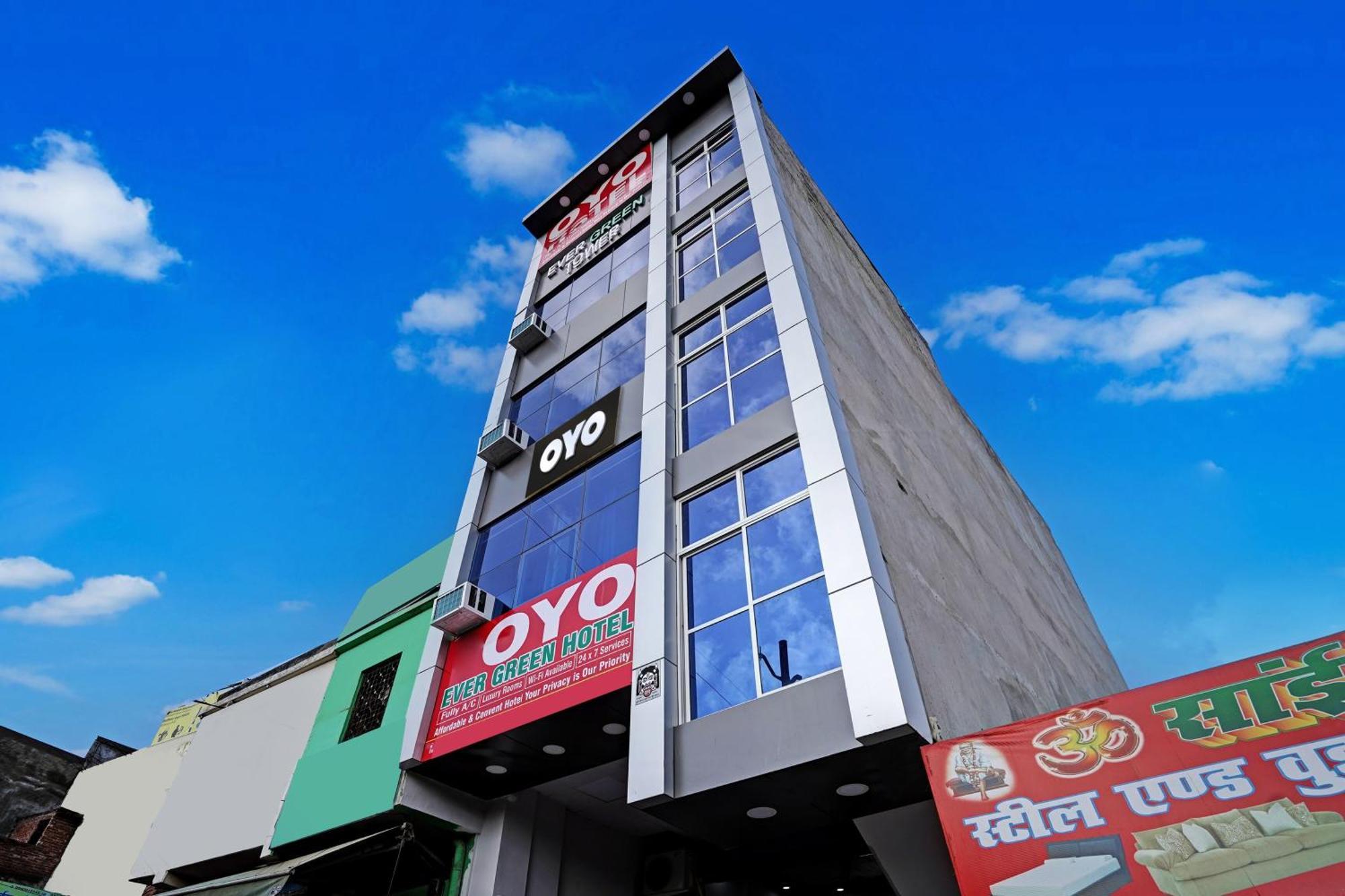 Oyo Flagship Evergreen Tower Hotel Ghaziabad Exterior photo
